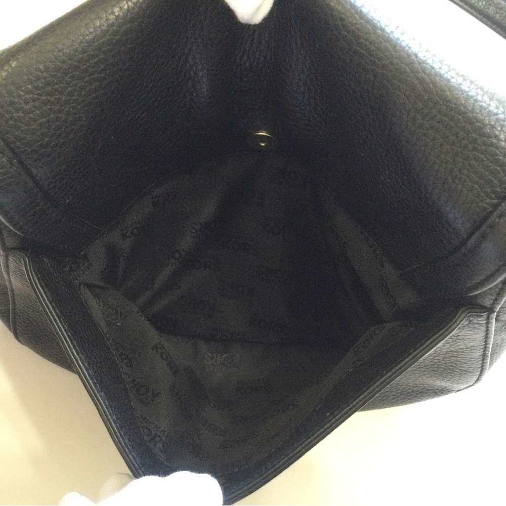 Michael Kors Pebble Leather Saddle Crossbody - Picture 9 of 11
